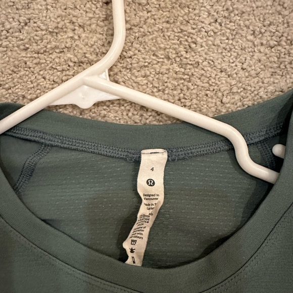 lululemon swiftly tech 2.0 long sleeve - Picture 2 of 3